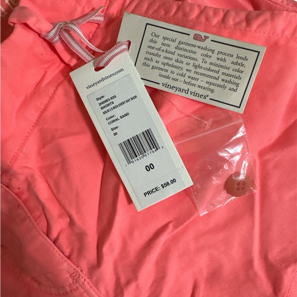 Vineyard Vines Women’s Shorts, NWT, size 00 - Picture 2 of 3